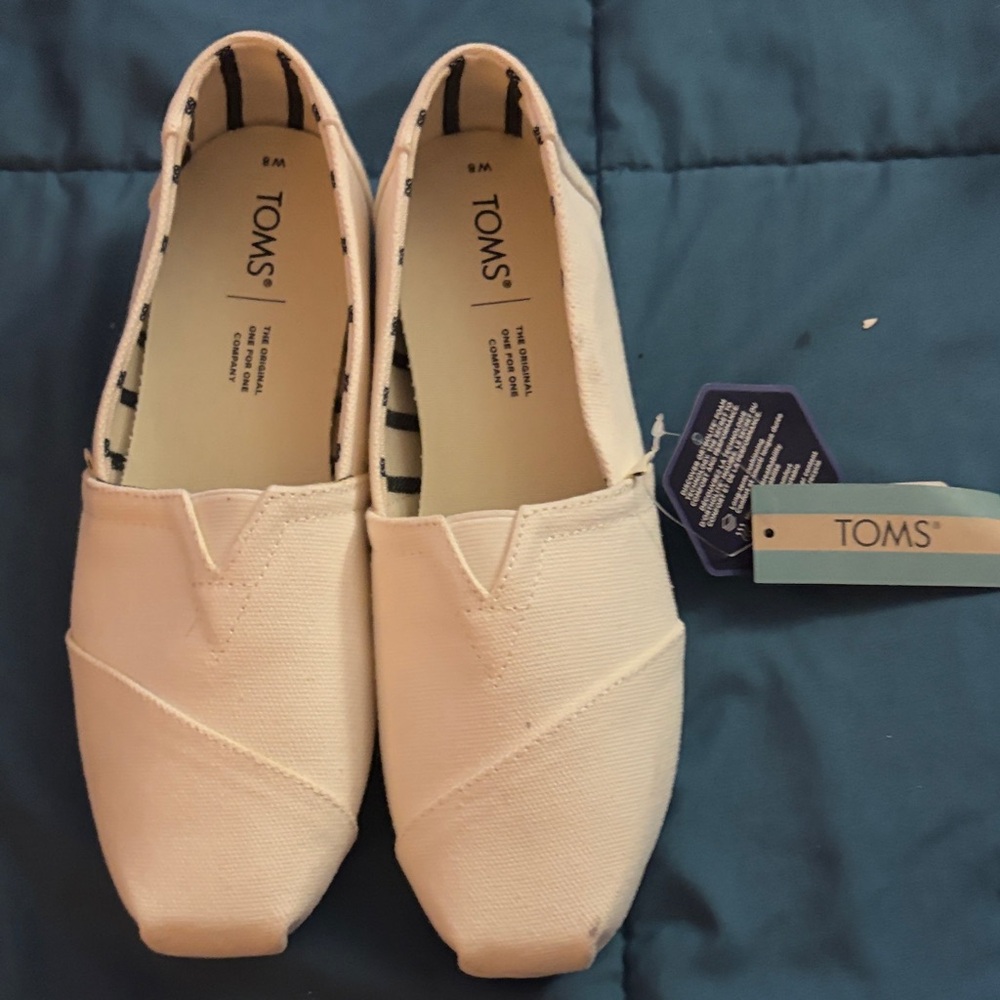 TOMS Women's Canvas Slip-On Shoes - Cream
